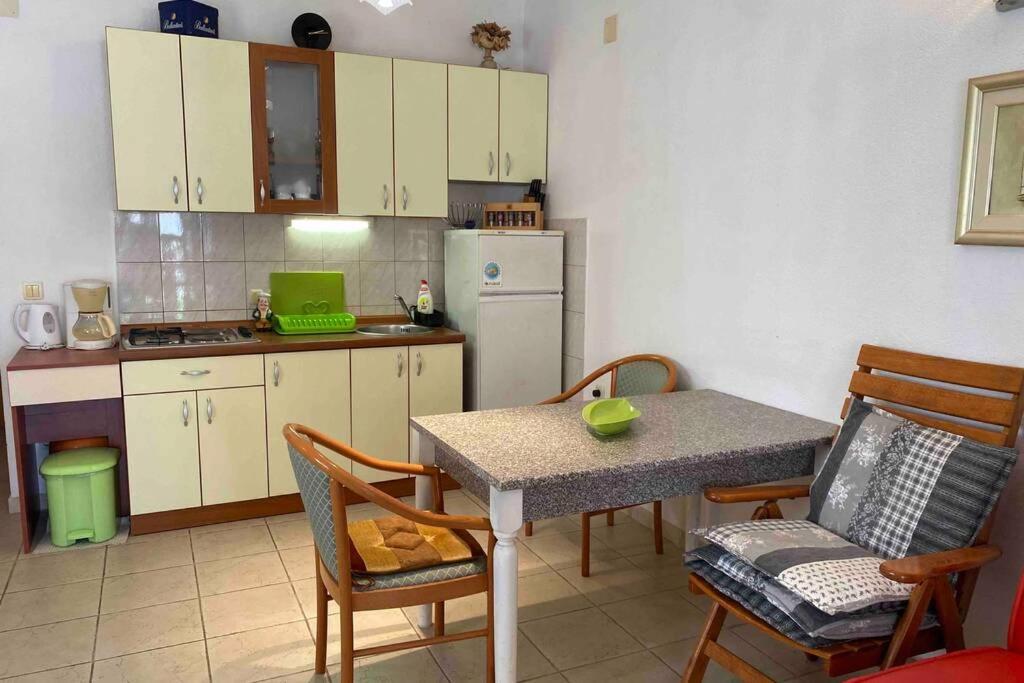 Apartman Toma Daire Slatine Dış mekan fotoğraf