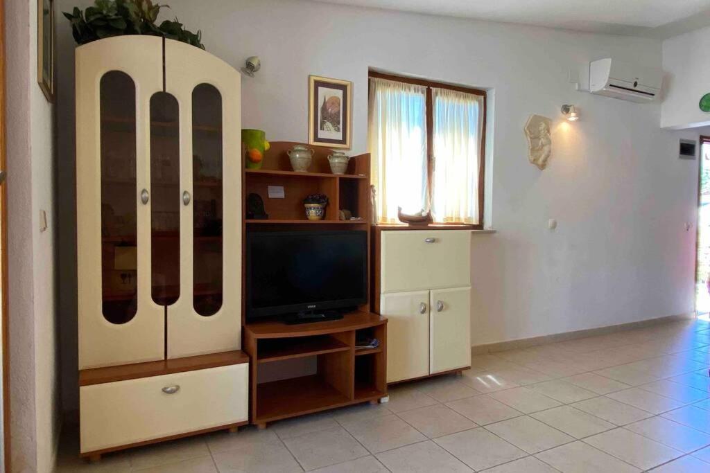 Apartman Toma Daire Slatine Dış mekan fotoğraf